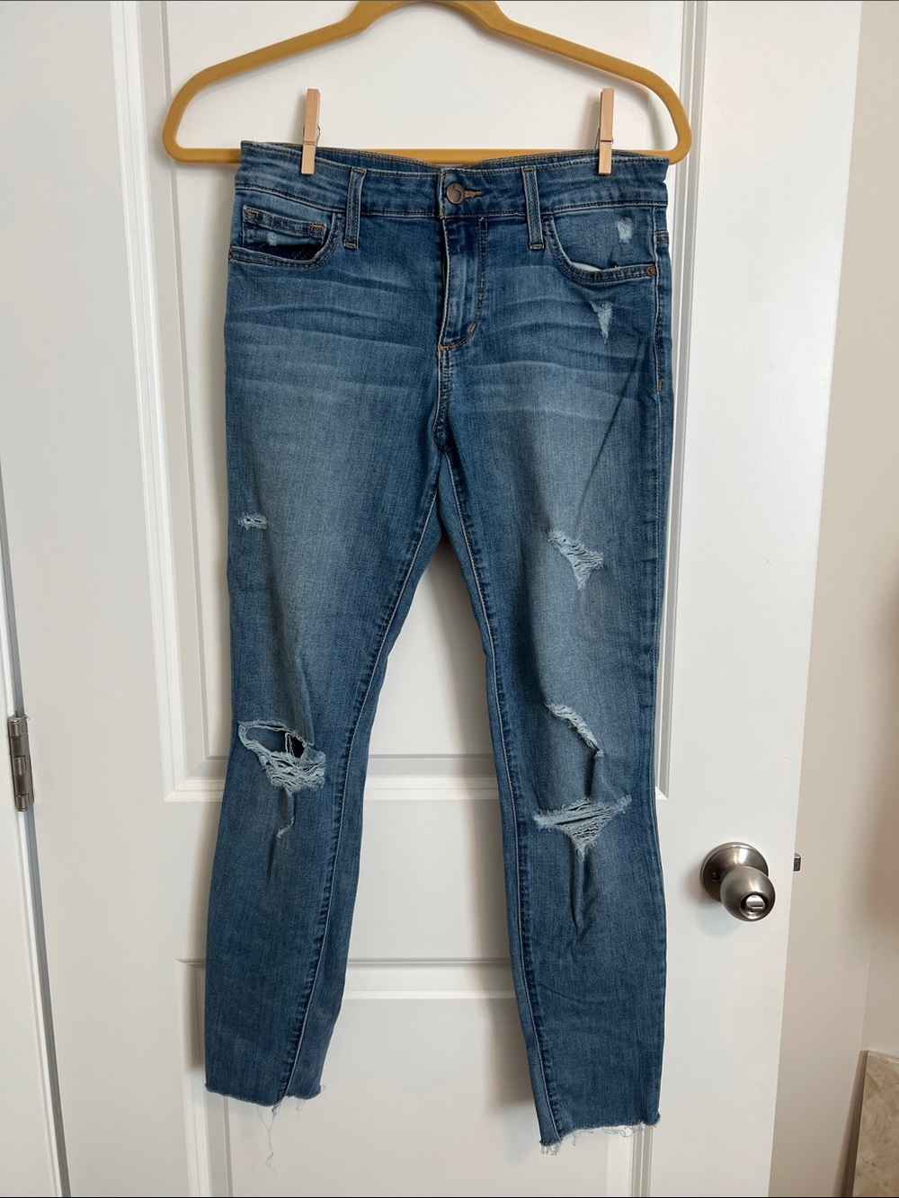 Joe’s Jeans Distressed Skinny Jeans Size 27 Medium Wash Raw Hem Denim